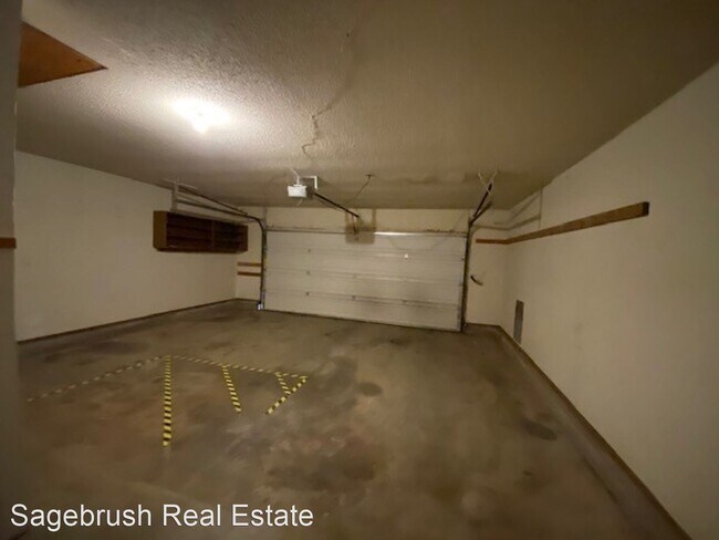 Building Photo - 3 br, 2 bath House - 2108 Glenarm