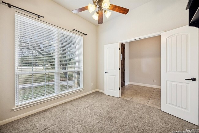 Building Photo - 249 Legacy Hills