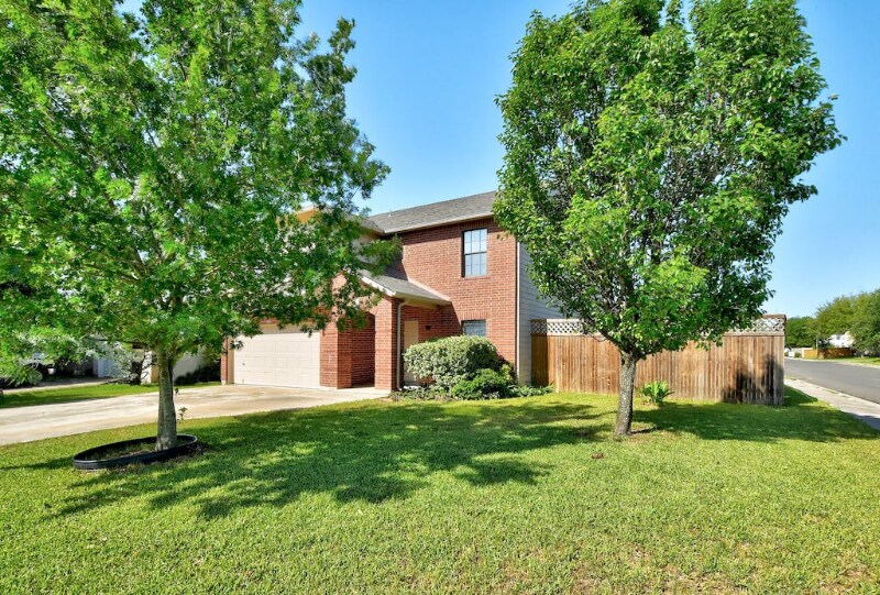Primary Photo - 400 Masonwood Dr