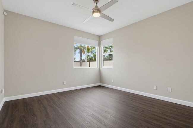 Building Photo - 3239 Canyon View Dr