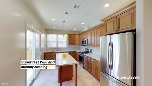 Building Photo - 928 Foothill Blvd