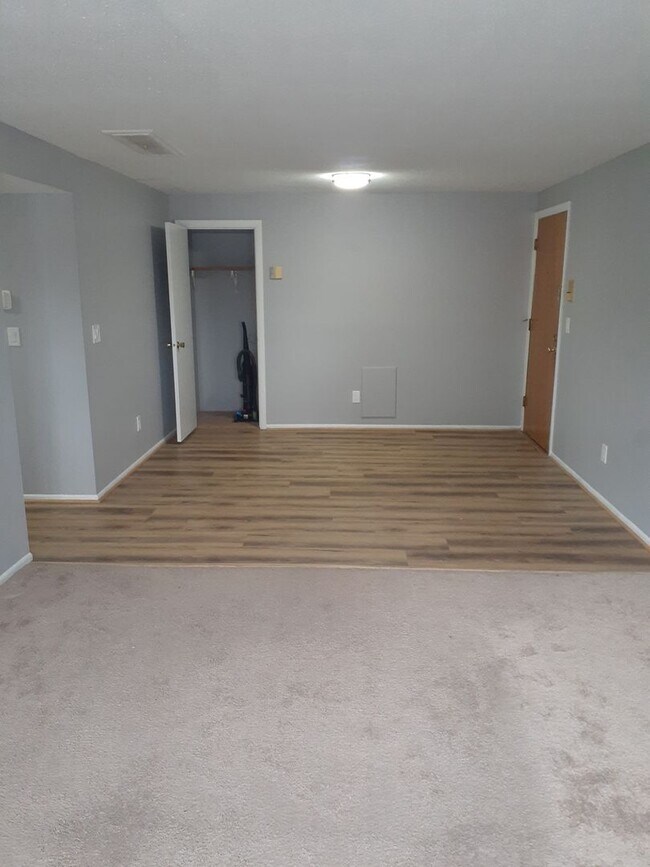 Interior Photo - ALUMNI EAST ASSOCIATES (9)