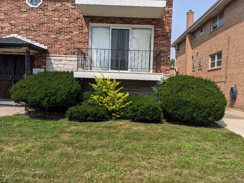 Primary Photo - 400 Prairie Ave