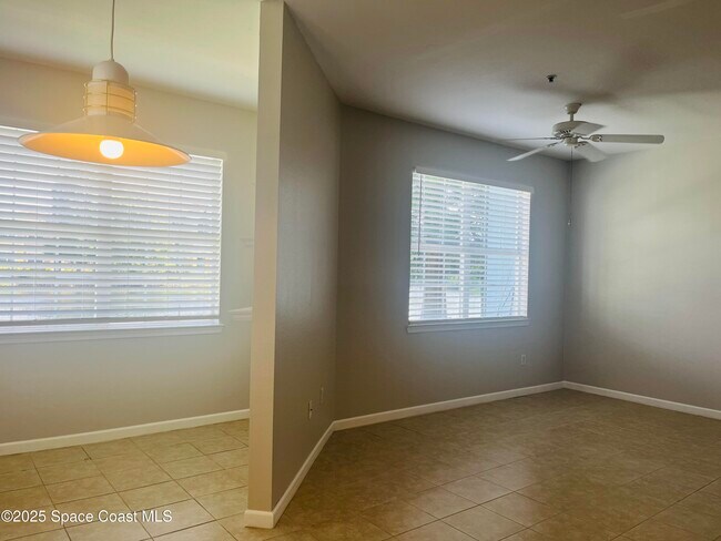 Building Photo - 1747 Sophias Dr