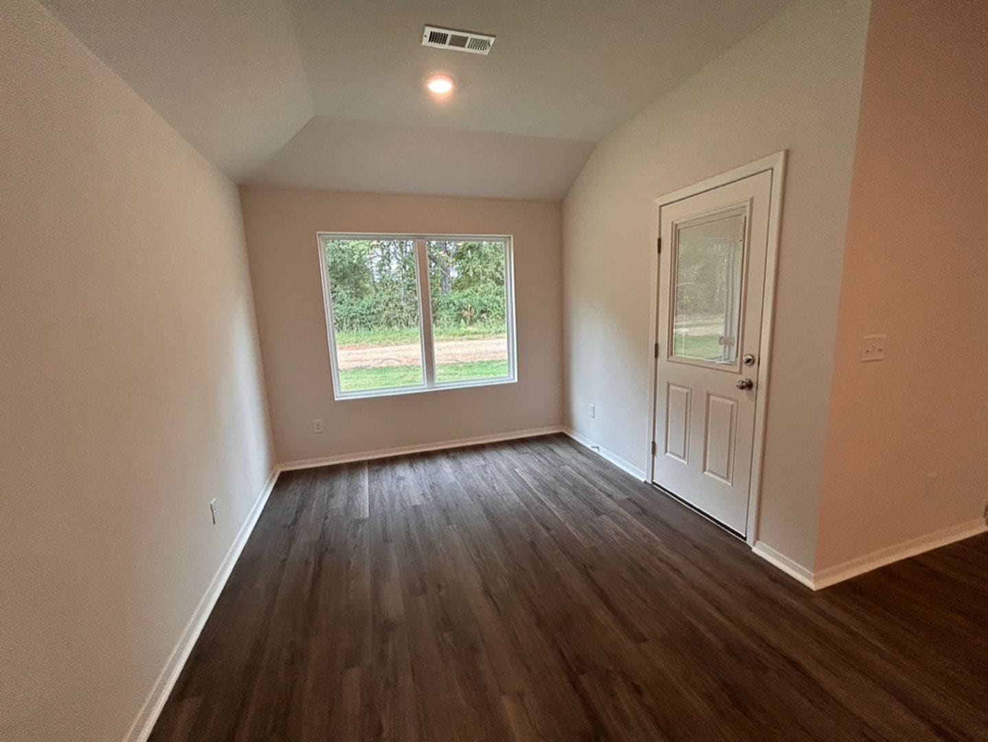 Building Photo - 10638 Cedar Wy