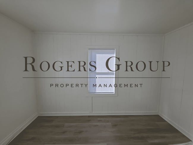 Building Photo - 980 Burr St