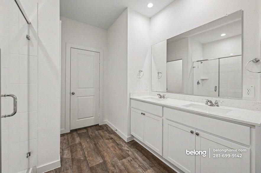 Building Photo - 4212 Russet Elm Ln