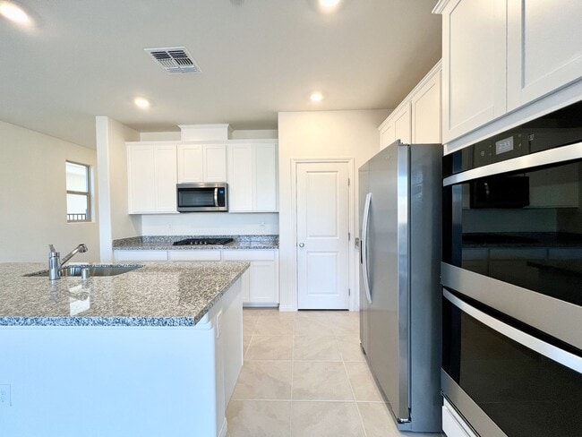 Building Photo - COMING SOON BRAND NEW 2-STORY 4BD/ 2.5 BA HOME WITH STRIP & MOUNTAIN VIEWS!