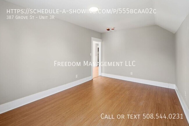 Building Photo - 387 Grove St