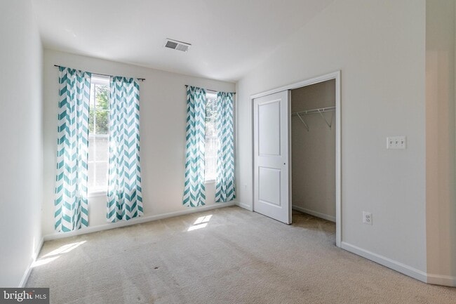 Building Photo - 23409 Berkeley Meadows Dr