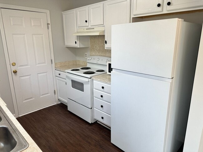 Building Photo - Adorable Three Bedroom Two Bath Home in Walnut Creek