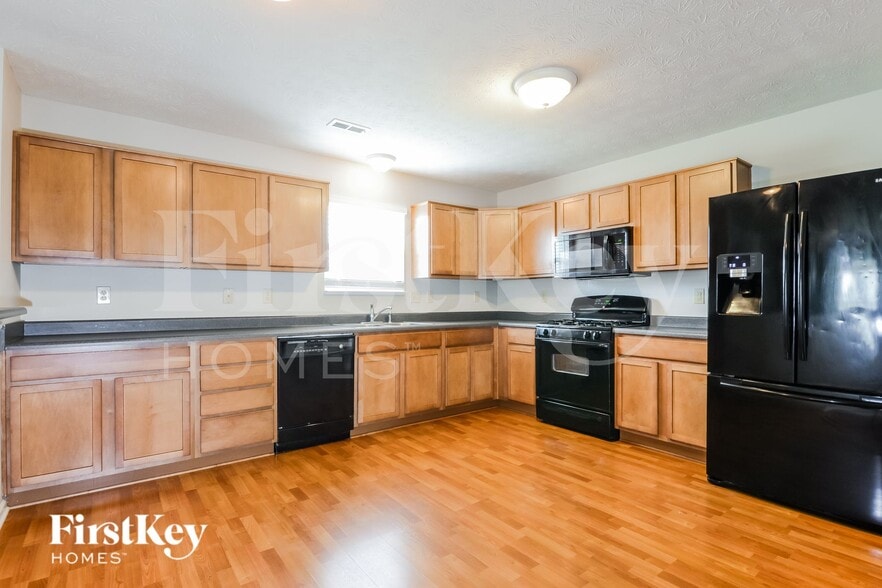 Building Photo - 2702 Kilmurray Dr