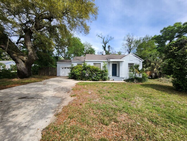 Building Photo - 1 Keys Ct
