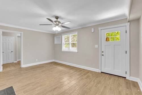 Building Photo - 125 Parish Ln