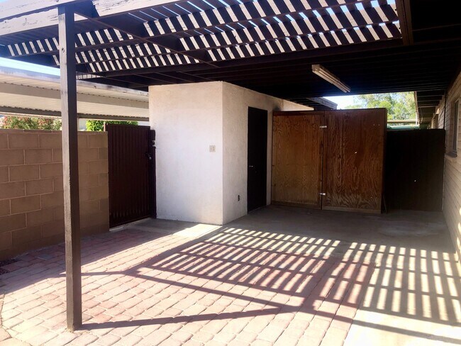 Building Photo - 2130 S 11th Ave
