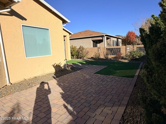 Building Photo - 12937 E Sandoval St