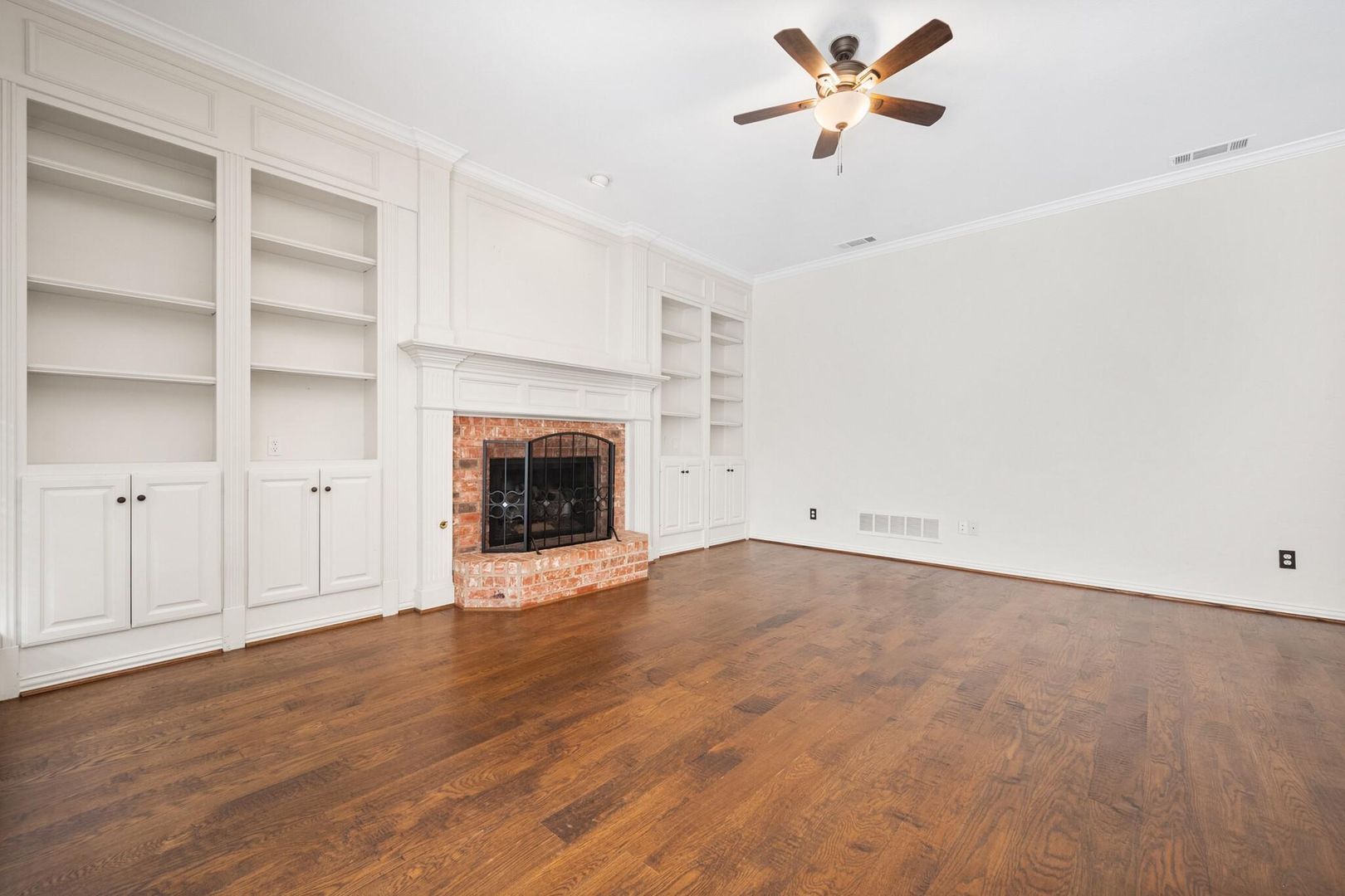 Building Photo - 4512 Crown Ridge Dr