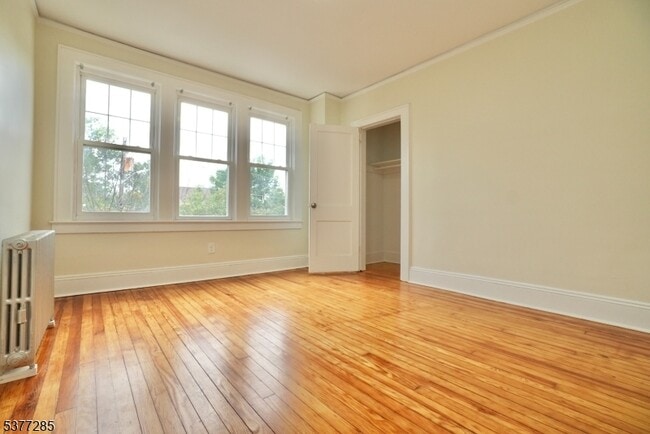 Building Photo - 24 Hornblower Ave