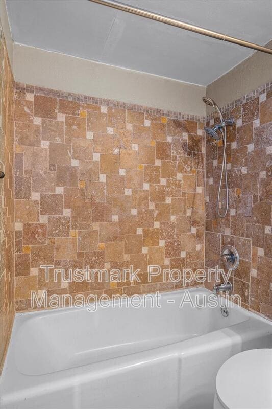 Building Photo - 2600 Penny Ln
