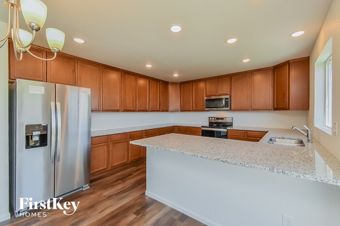 Building Photo - 10706 Luneth Dr