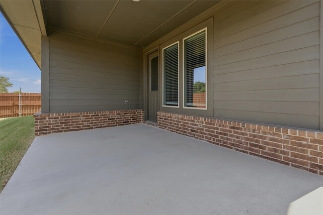 Building Photo - 1229 Sabine River Ln