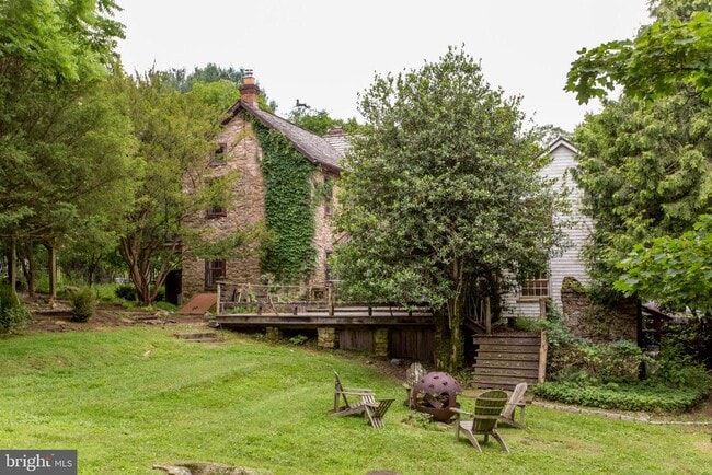 Building Photo - 3115 Gallows Hill Rd