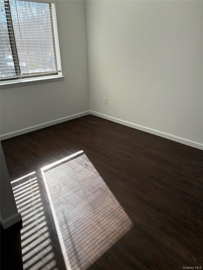 Building Photo - 401 Town Hill Condominium