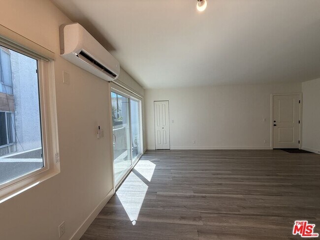 Building Photo - 3707 S Canfield Ave