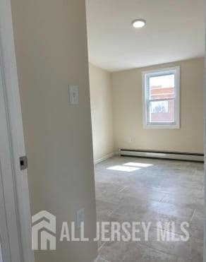 Building Photo - 321 Pershing Ave