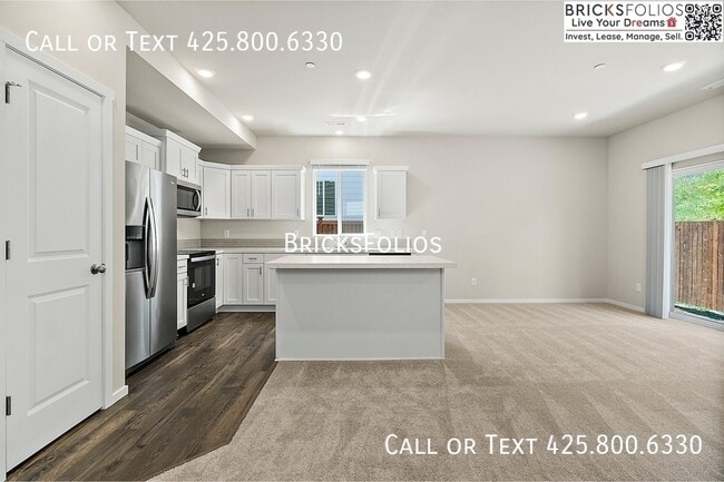 Building Photo - 4261 Pronghorn Pl