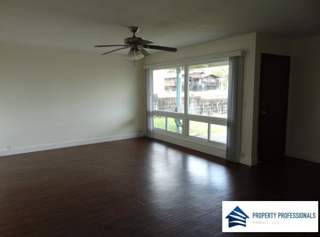 Building Photo - **PENDING LEASE**