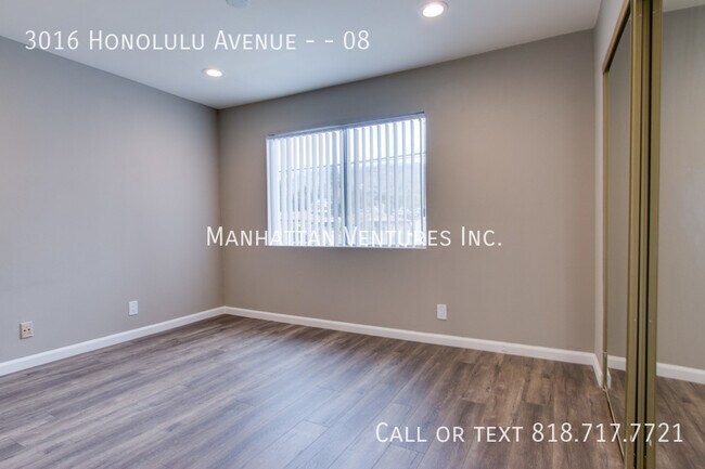 Building Photo - 3016 Honolulu Ave