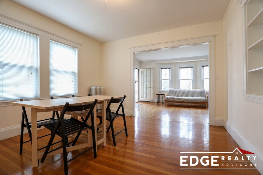 Building Photo - 31 Benjamin Rd