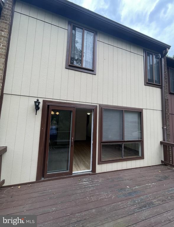 Building Photo - 5 Briardale Ct