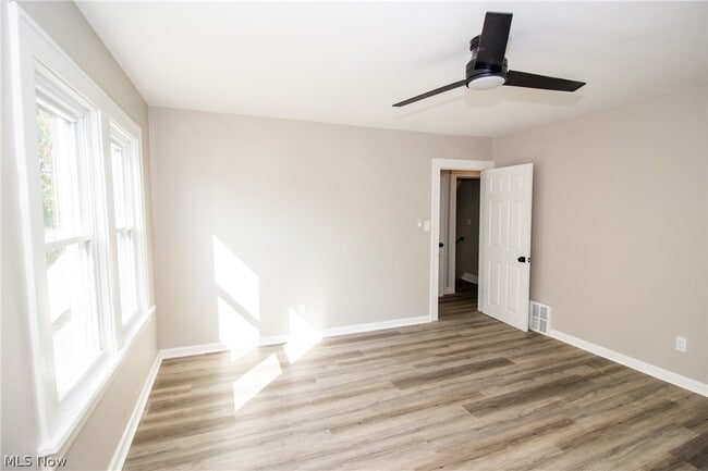 Building Photo - 29396 Detroit Rd