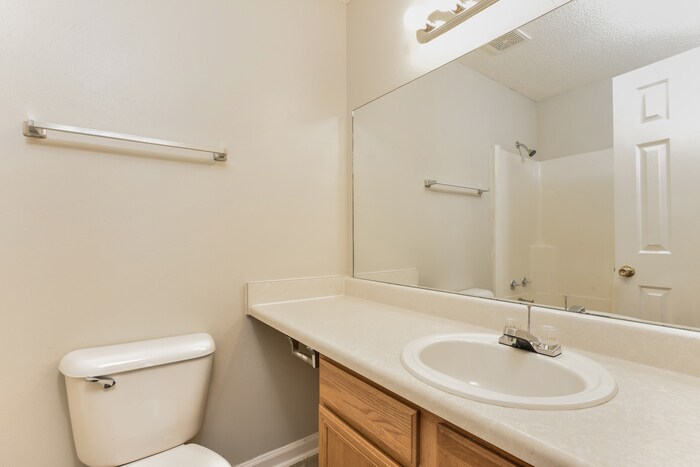 Building Photo - 496 Cedar Park Cir