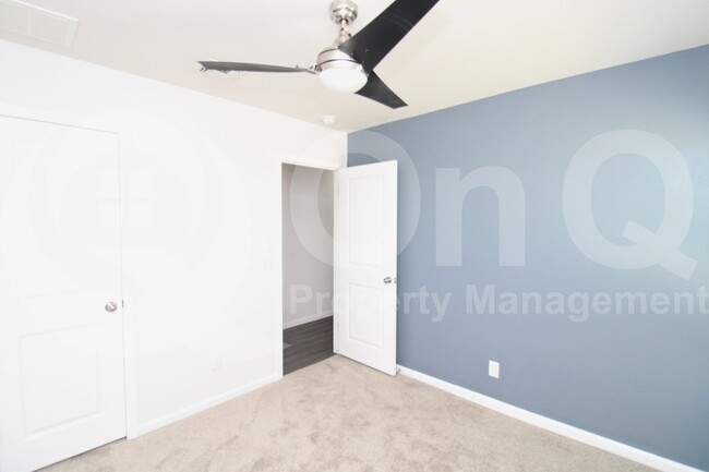 Building Photo - 286 E Bobcat Pl