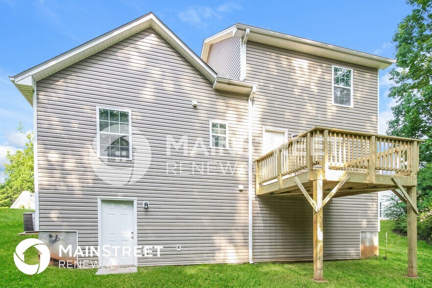Building Photo - 1110 Overlook Dr