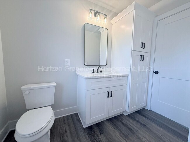 Building Photo - 7845 Wilkinson Dr