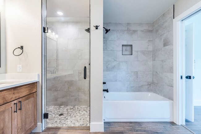 Building Photo - 3702 Tower View Ct