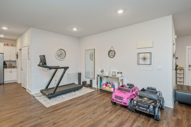Building Photo - 1126 Valor Walk