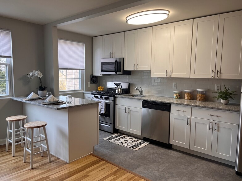 Building Photo - The Metropolitan Bala Cynwyd