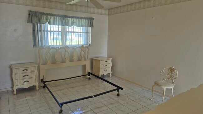 Building Photo - 2805 Crosley Dr E