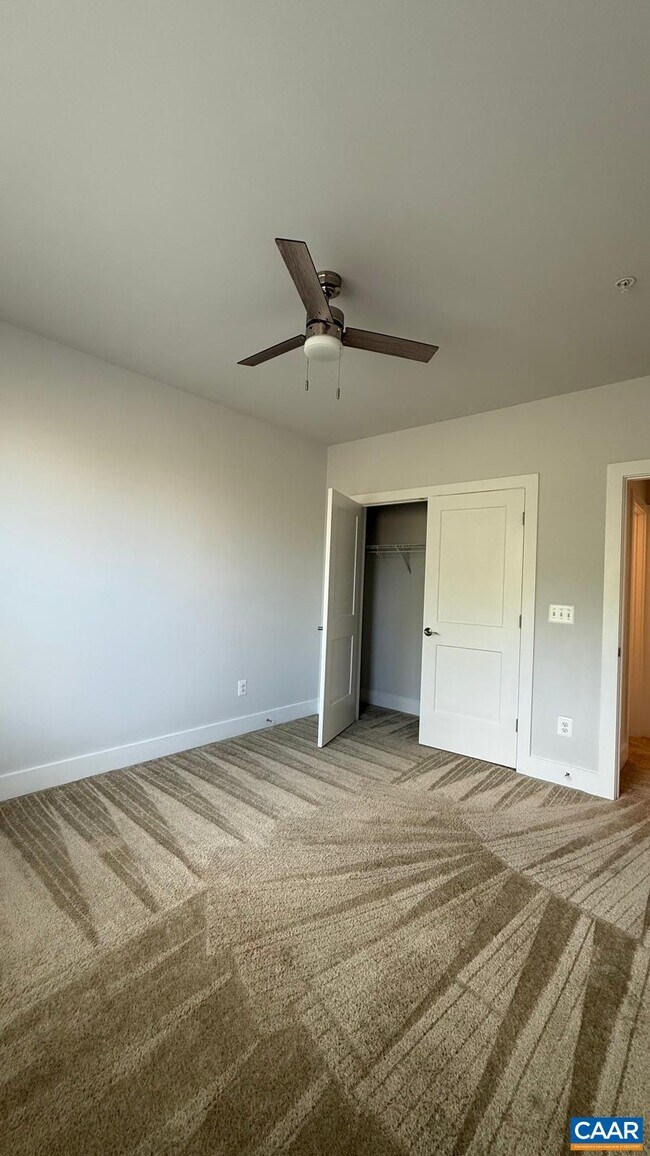 Building Photo - 608 Noush Ct