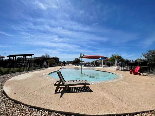 Building Photo - 457 Dragon Ridge Rd