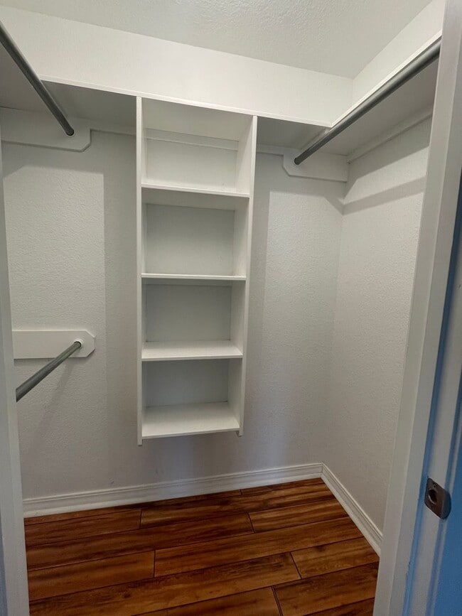 Building Photo - Spacious Home for Rent