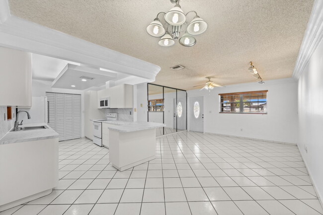 Building Photo - 11620 SW 179th Terrace