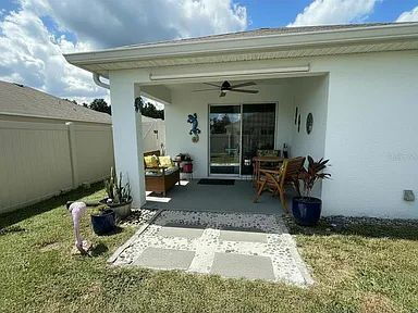 Building Photo - Spacious 4BR in Desirable Deer Path North!