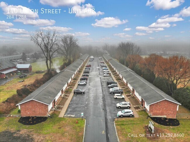 Building Photo - 140 Union St