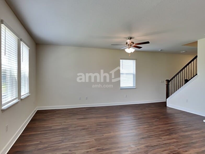 Building Photo - 2114 Saffron Walden Dr